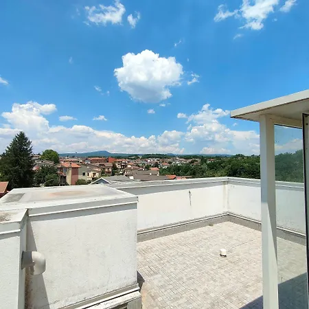 Con Posto Auto Riservato Sutri