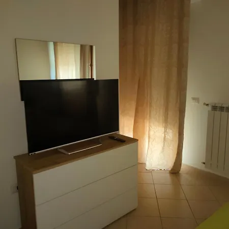 Con Posto Auto Riservato