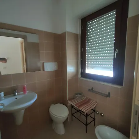 Apartamento Con Posto Auto Riservato Sutri