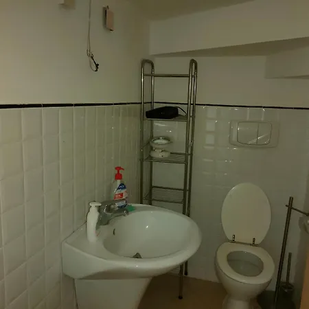 Apartamento Con Posto Auto Riservato