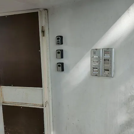 Con Posto Auto Riservato Apartamento *