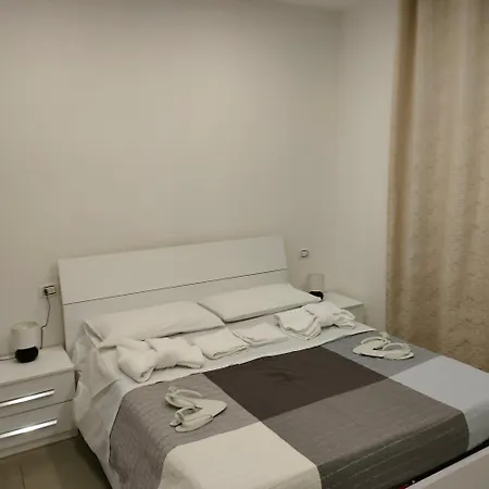 Apartamento Con Posto Auto Riservato Sutri